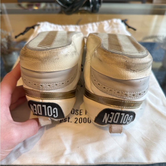 Golden Goose Women's Mid Star with star in light gray suede and gold flash (38) - Picture 8 of 9